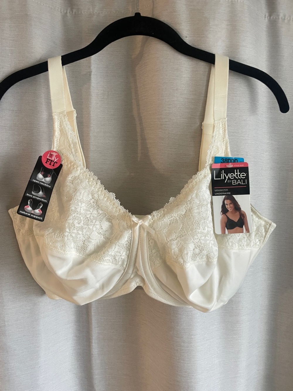 Bali Lace Smoothing Full Coverage Bra - Blush Beige